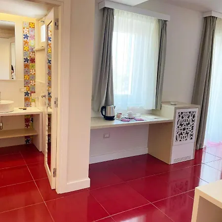 Hotel L'oasi Di Riaci 4*