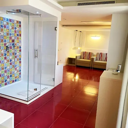 Отель L'oasi Di Riaci (adults Only) Санта-Доменика