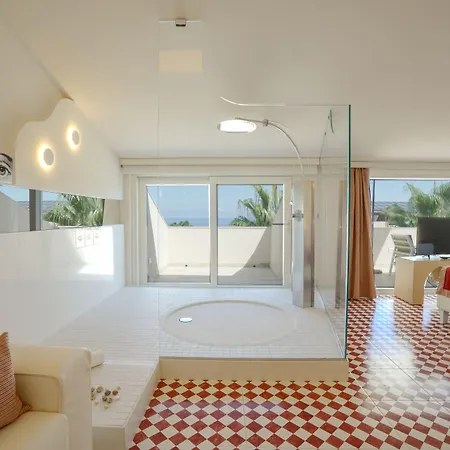 מלון L'oasi Di Riaci (adults Only)