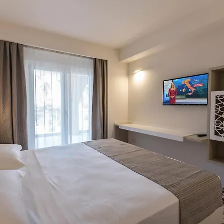 Hotel L'oasi Di Riaci (adults Only)