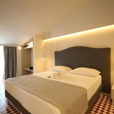 L'oasi Di Riaci (adults Only) Hotel 4*