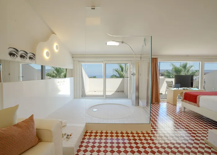 מלון L'oasi Di Riaci (adults Only)